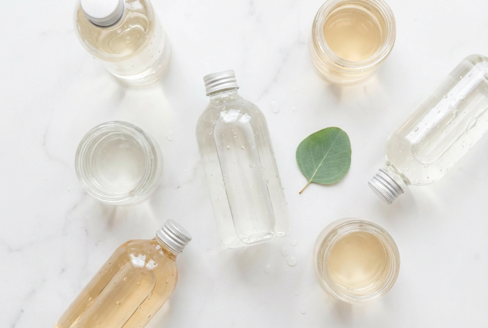 Șampoane lejere pentru păr: cum să le alegi pentru a nu încărca coafura