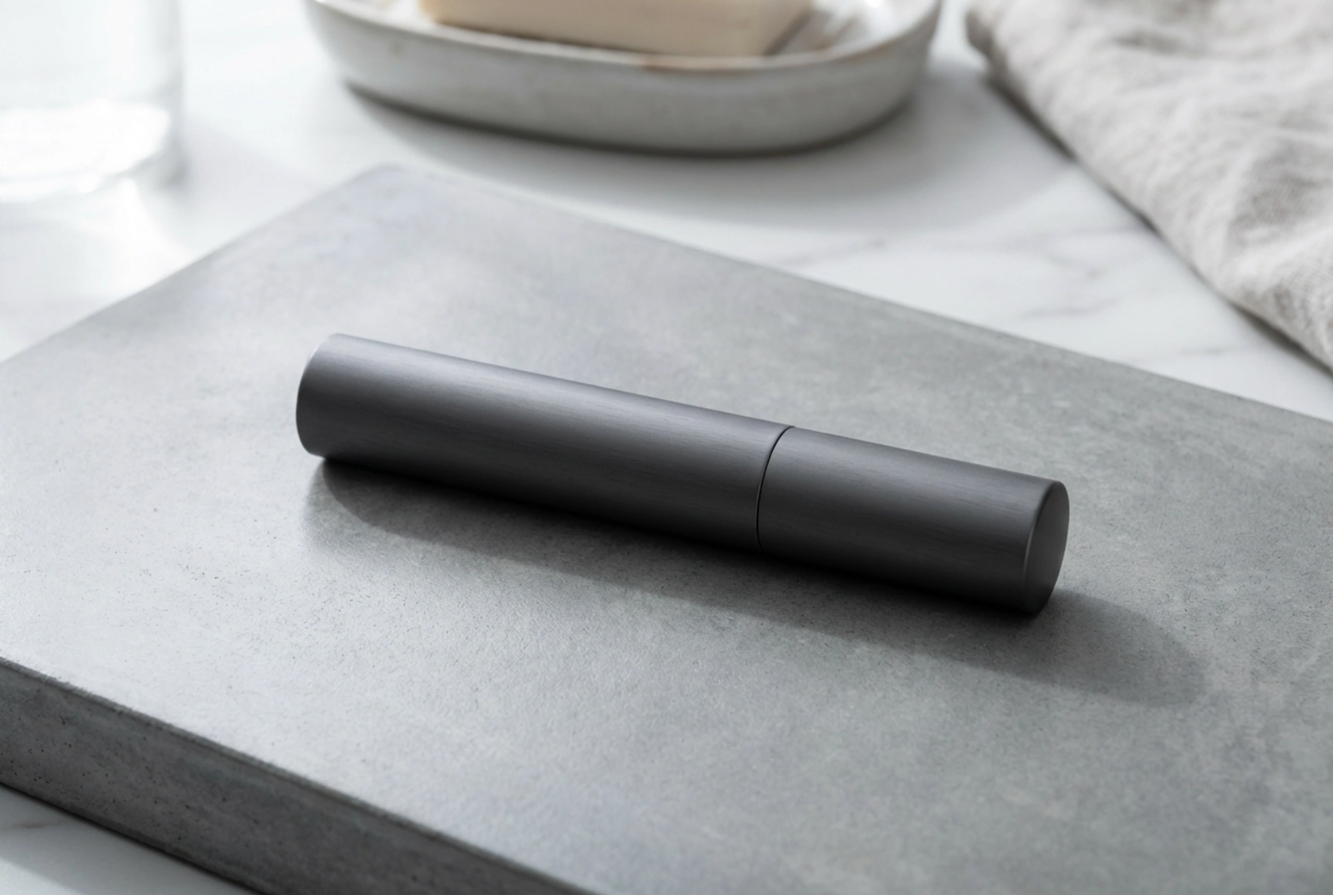 Rimelul gri: o alternativă subtilă la negru și maro