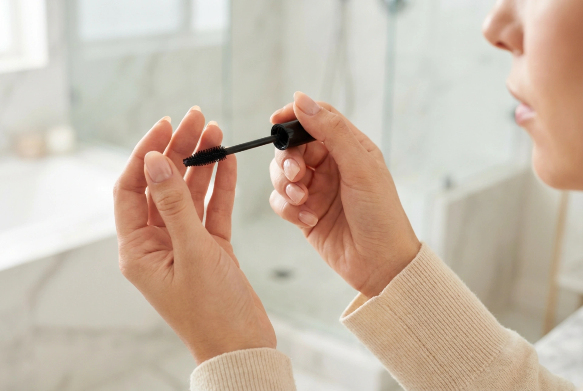 Efectul de gene false cu mascara: stratificare, bază și mișcare în zigzag
